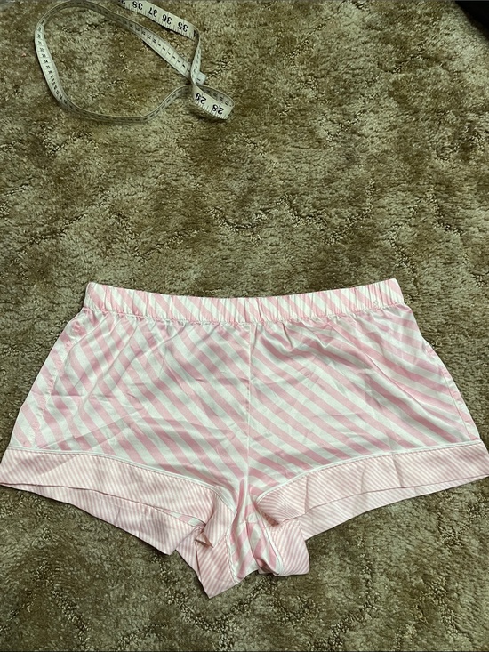 Victoria's Secret Other - Victoria’s Secret Pink Pajama Shorts Size Medium‎